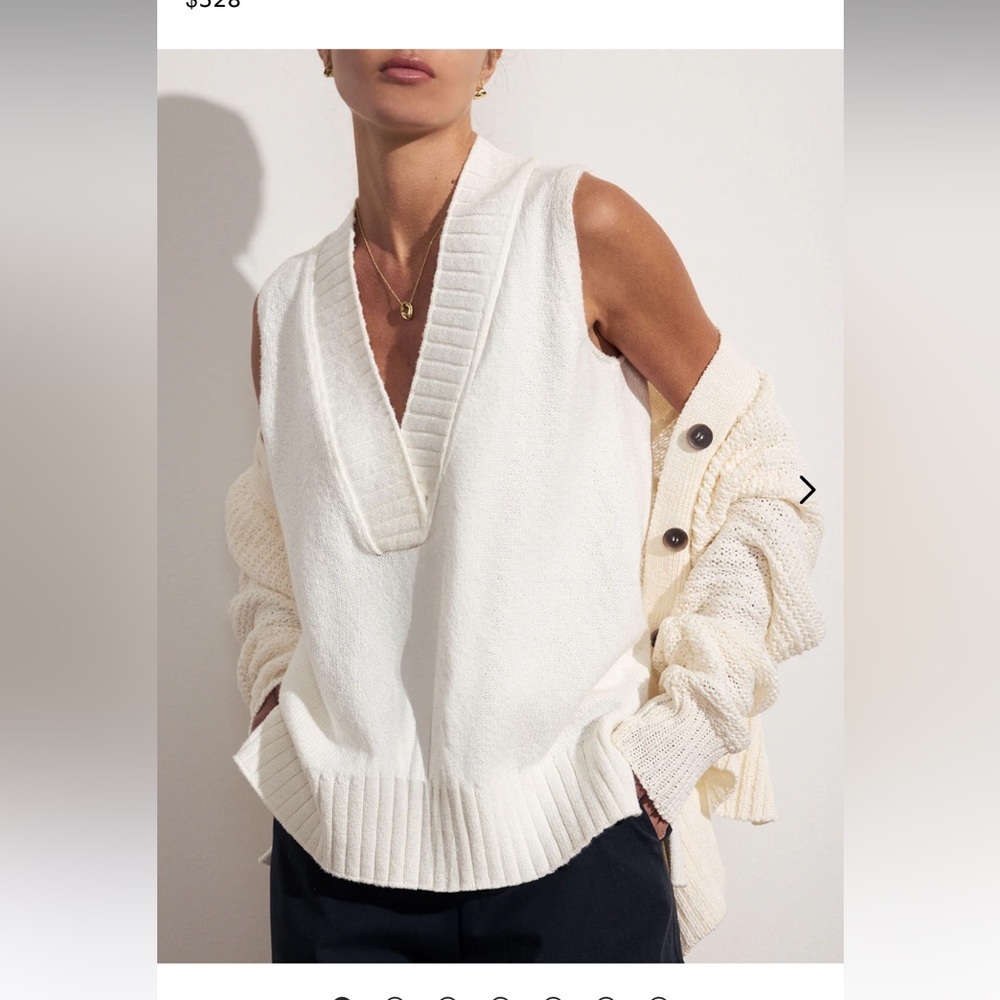 BROCHU WALKER : The Celia Tank